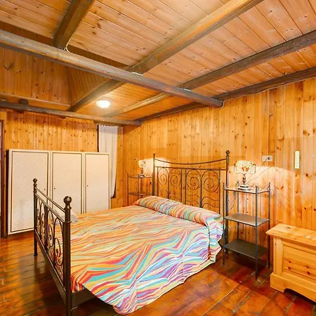 Casa Jonathan Nyaraló *